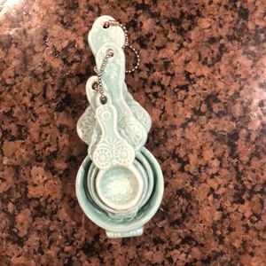 Anthropologie turquoise owl measuring cups